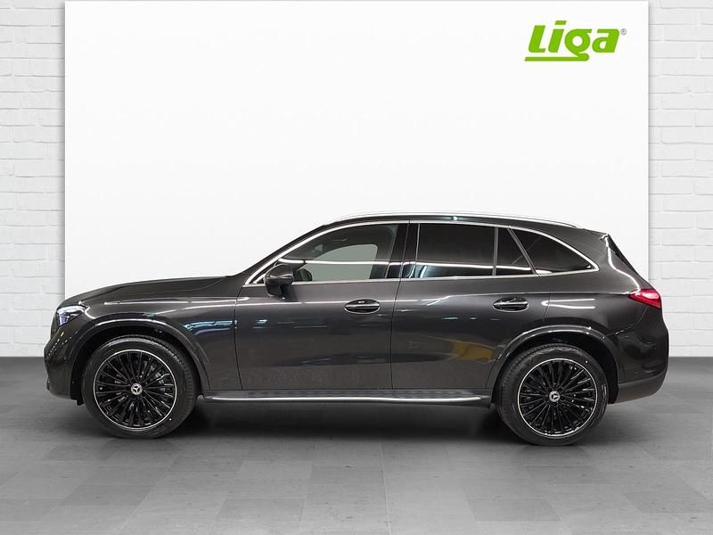 Gebraucht Mercedes GLC220 AMG line 220 PS (161 kW) 2024