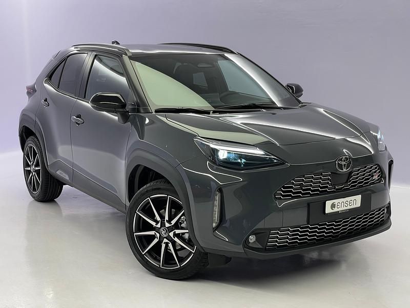 Neu 2025 Toyota Yaris Hybrid Sport | CHF 36’940 (Teuer) - Bild 1/4