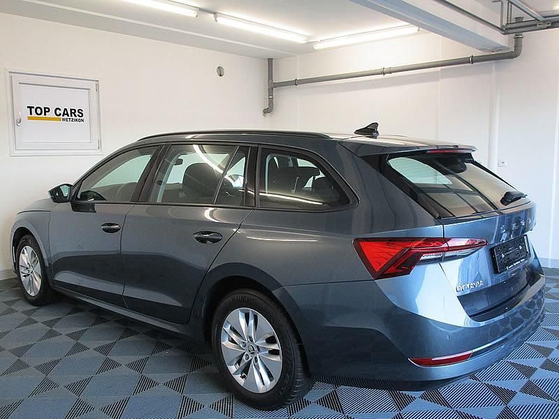 Gebraucht Skoda Octavia Ambition 115 PS (84 kW) 2021 Kombi