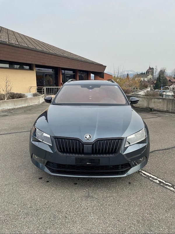 Gebraucht Skoda Superb SportLine 280 PS (205 kW) 2017 Kombi