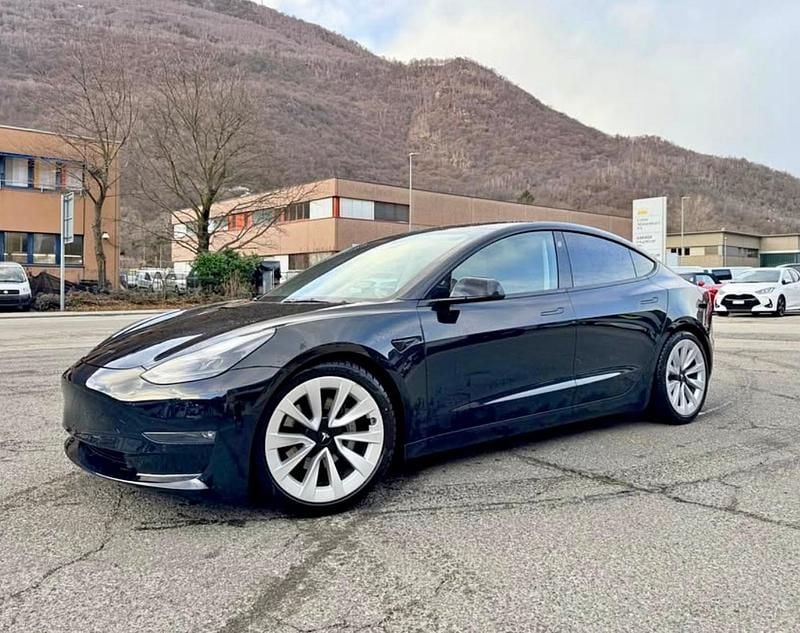 Gebraucht Tesla Model 3 366 kW (498 PS) 2021 Limousine