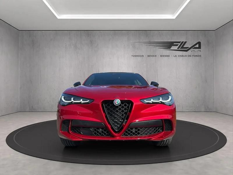 Neu Alfa Romeo Stelvio Quadrifoglio 519 PS (381 kW) 2025 Rot SUV