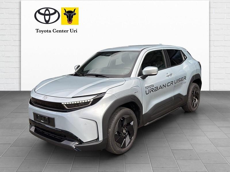 Neu Toyota Urban Cruiser Trend 135 kW (184 PS) 2025 Kombi