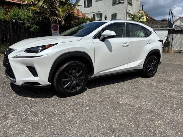 Gebraucht Lexus NX300h E-FOUR 197 PS (144 kW) 2018 SUV