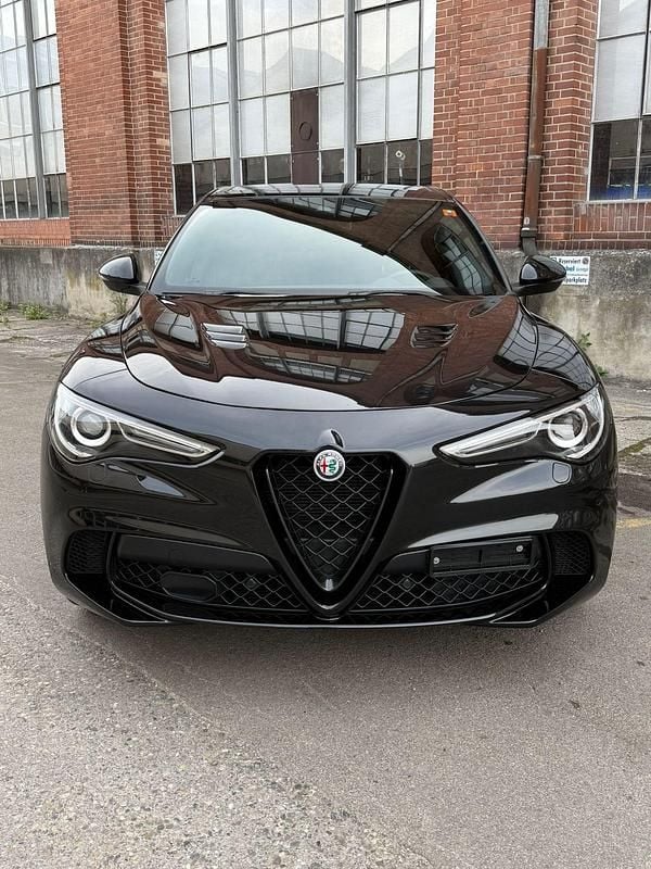Gebraucht Alfa Romeo Stelvio Quadrifoglio 510 PS (375 kW) 2021 SUV