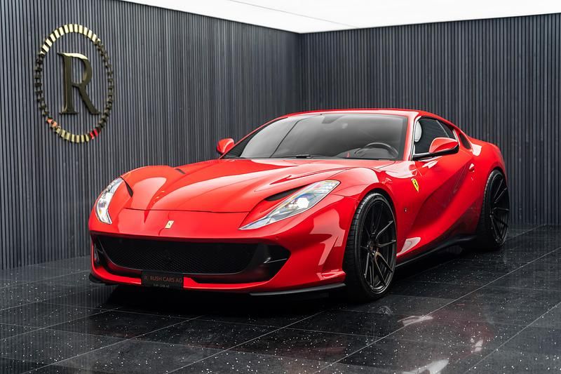 Gebraucht 2019 Ferrari 812 Coupé | CHF 318’900 (Fairer Preis) - Bild 1/4