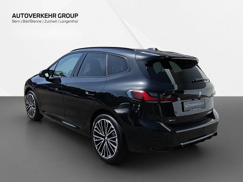 Neu BMW 230e Active Tourer M Sport 326 PS (239 kW) 2025 Van / Kleinbus