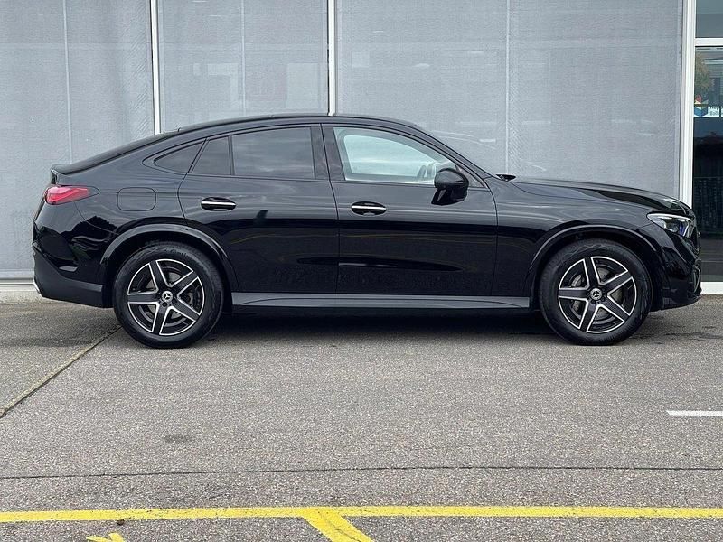 Gebraucht Mercedes GLC300 258 PS (189 kW) 2024 Coupé