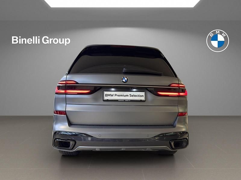 Gebraucht BMW X7 M Sport 392 PS (288 kW) 2023 Grau SUV