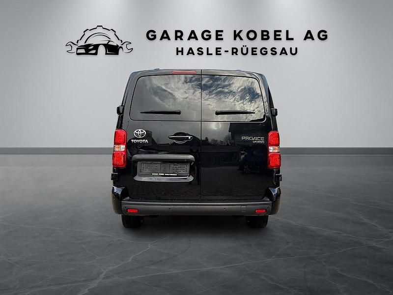 Gebraucht Toyota Proace Verso 177 PS (130 kW) 2022 Kombi