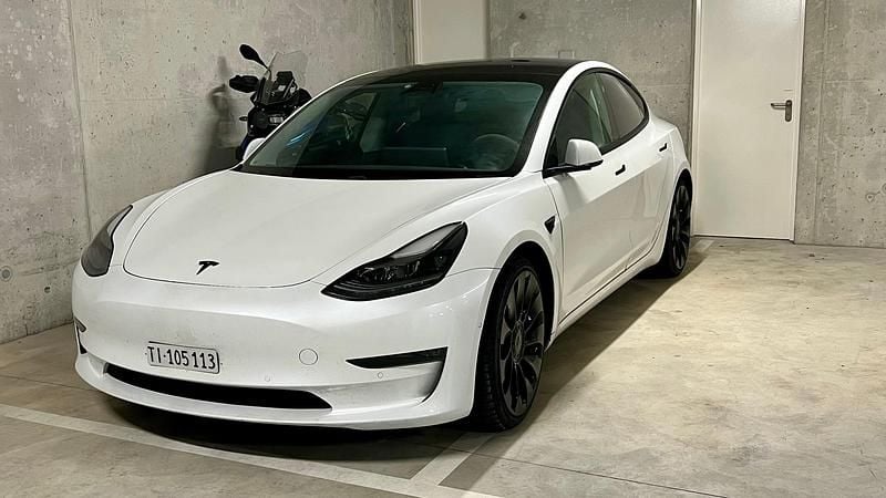 Gebraucht 2021 Tesla Model 3 Performance Limousine | CHF 16’500 (Guter Preis) - Bild 1/4
