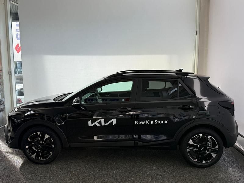 Neu Kia Stonic GT-Line 115 PS (84 kW) 2026 Schwarz SUV