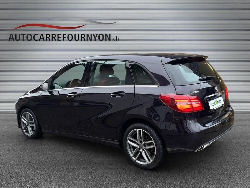 Gebraucht Mercedes B200 156 PS (114 kW) 2015 Van / Kleinbus