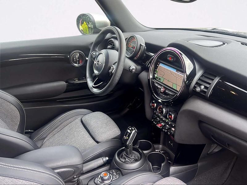 Gebraucht Mini Cooper 136 PS (100 kW) 2019 Kleinwagen