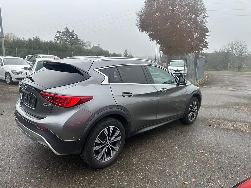 Gebraucht Infiniti QX30 Premium 170 PS (125 kW) 2017