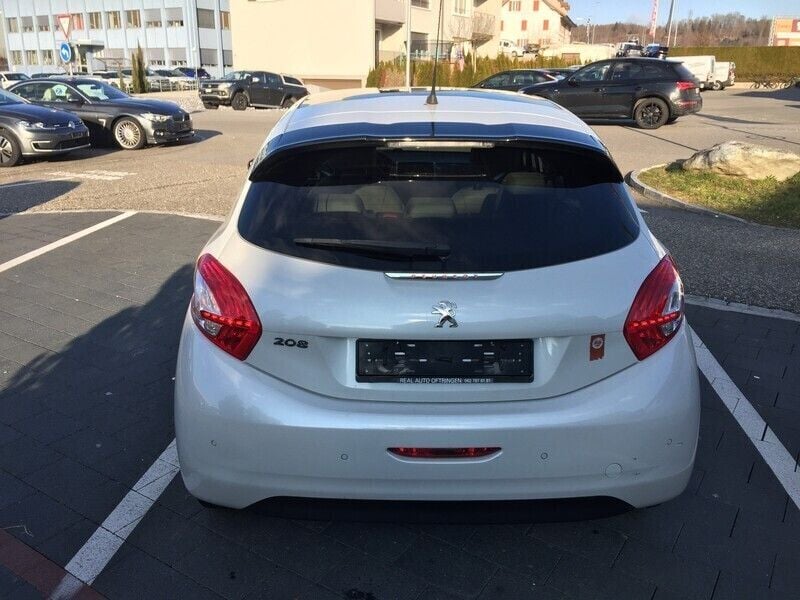 Gebraucht Peugeot 208 Roland Garros 82 PS (60 kW) 2015 Kleinwagen