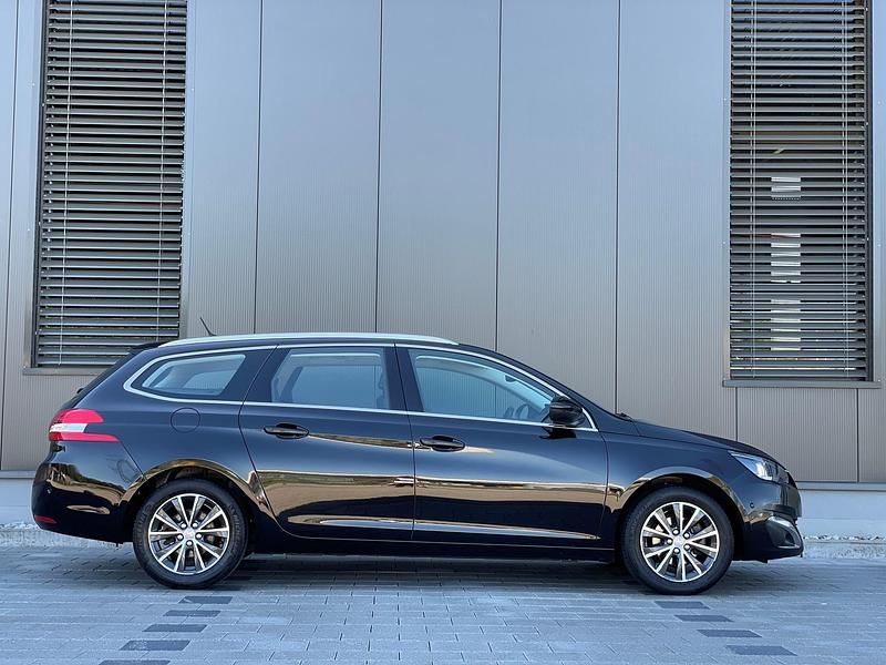 Gebraucht Peugeot 308 SW Allure 131 PS (96 kW) 2016 Kombi