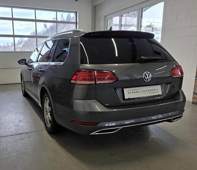 Gebraucht VW Golf VII Highline 150 PS (110 kW) 2018 Kombi