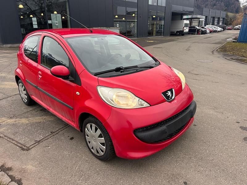 Gebraucht Peugeot 107 68 PS (50 kW) 2006 Kleinwagen