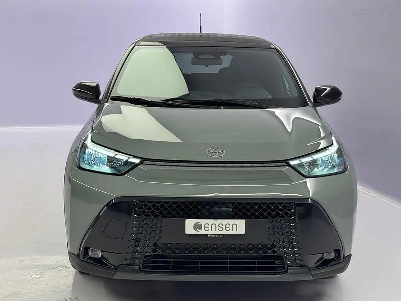 Neu Toyota Aygo X Style 116 PS (85 kW) 2025 Grün SUV