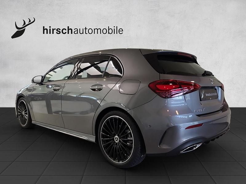 Neu Mercedes A250 224 PS (164 kW) 2025 Grau Limousine
