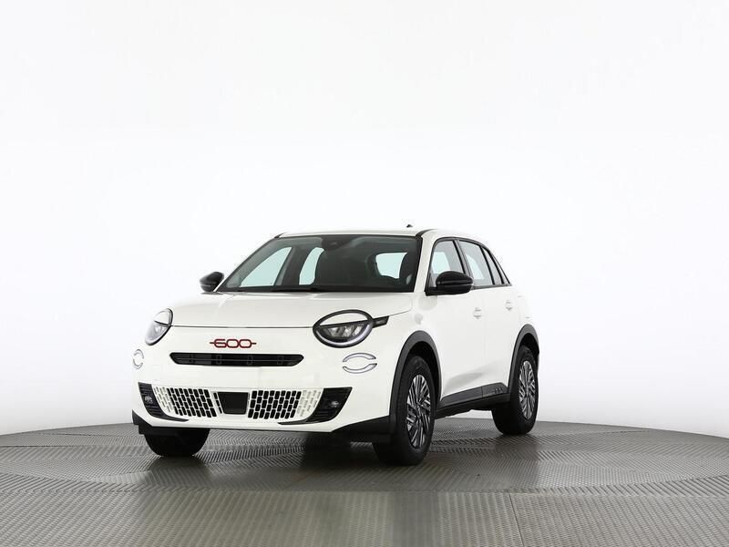 Weiss Gebraucht 2024 Fiat 600 Red SUV | CHF 29’900 (Guter Preis) - Bild 1/4