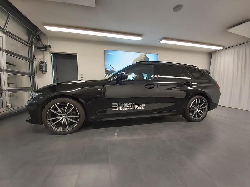 Gebraucht BMW 320e Comfort Edition 190 PS (139 kW) 2024 Schwarz Kombi