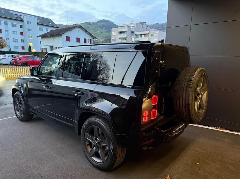 Gebraucht Land Rover Defender SE Dynamic 300 PS (220 kW) 2024 SUV