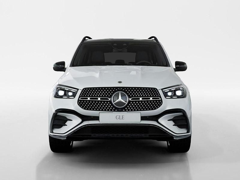 Neu Mercedes GLE450 AMG AMG line 387 PS (284 kW) 2025 Weiss SUV