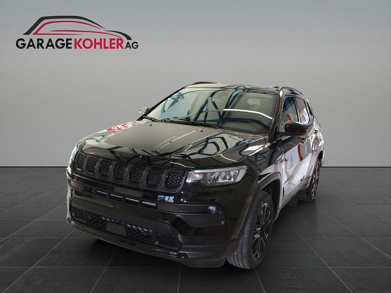 Neu Jeep Compass North 240 PS (176 kW) 2025 SUV