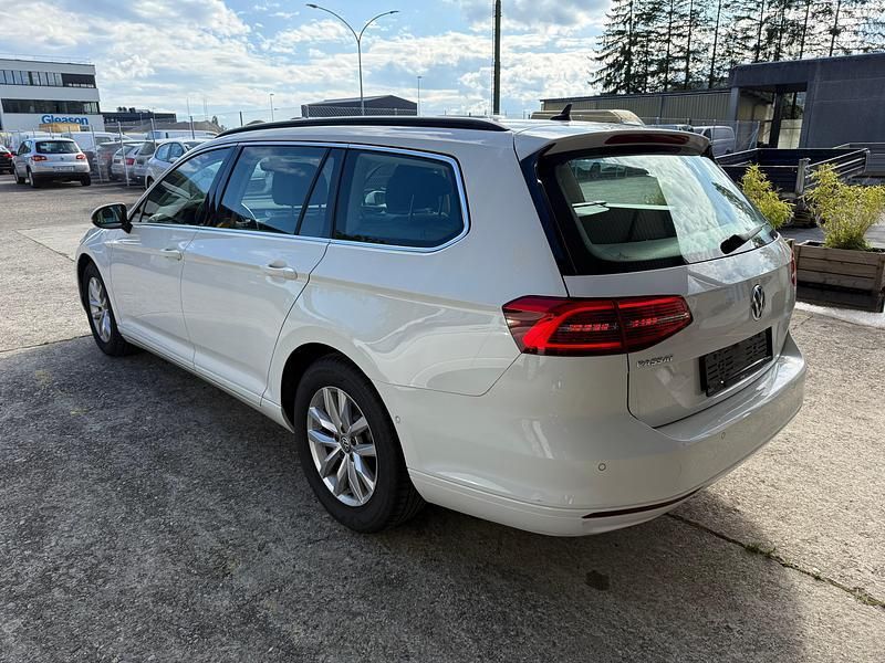 Gebraucht VW Passat Comfortline 150 PS (110 kW) 2019 Kombi