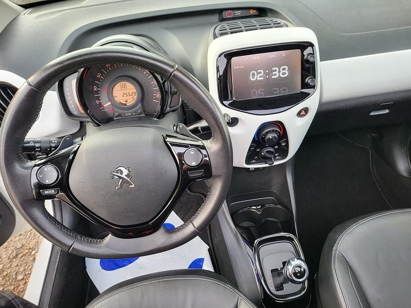 Gebraucht Peugeot 108 Allure Top 69 PS (50 kW) 2016 Kleinwagen