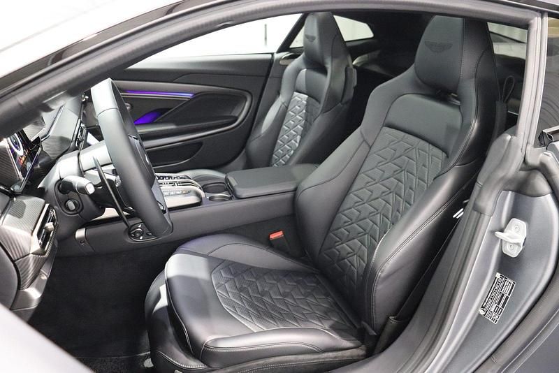 Neu Aston Martin Vanquish 834 PS (613 kW) 2026 Coupé