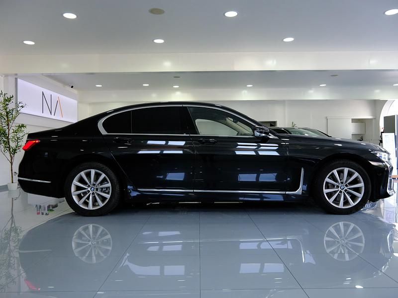 Gebraucht BMW 730 265 PS (194 kW) 2019 Limousine