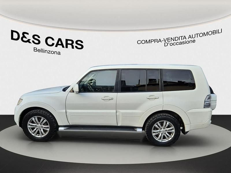 Gebraucht Mitsubishi Pajero Plus 200 PS (147 kW) 2013 SUV
