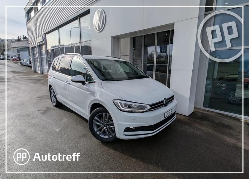 Gebraucht VW Touran United 150 PS (110 kW) 2025 Weiss Van / Kleinbus