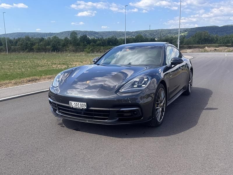 Gebraucht 2018 Porsche Panamera 4 Limousine | CHF 59’999 - Bild 1/4