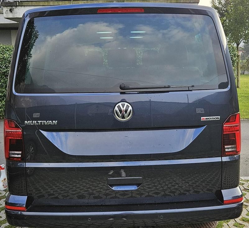 Gebraucht VW Multivan Edition 150 PS (110 kW) 2021 Van