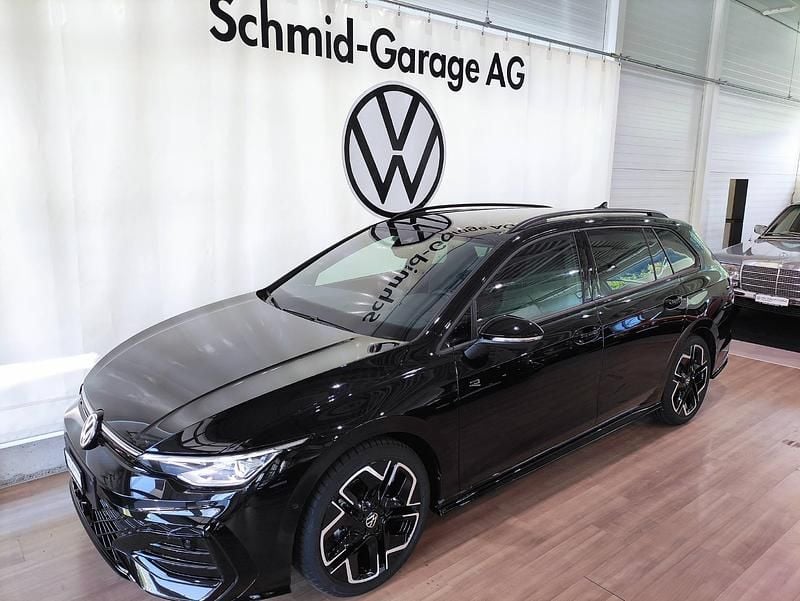 Schwarz Neu 2025 VW Golf VIII R-line Kombi | CHF 38’850 (Fairer Preis) - Bild 1/4