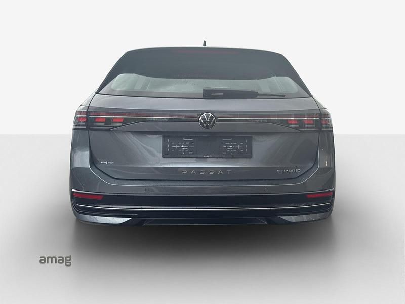 Gebraucht VW Passat Elegance 204 PS (150 kW) 2025 Diabas grey metallic Kombi