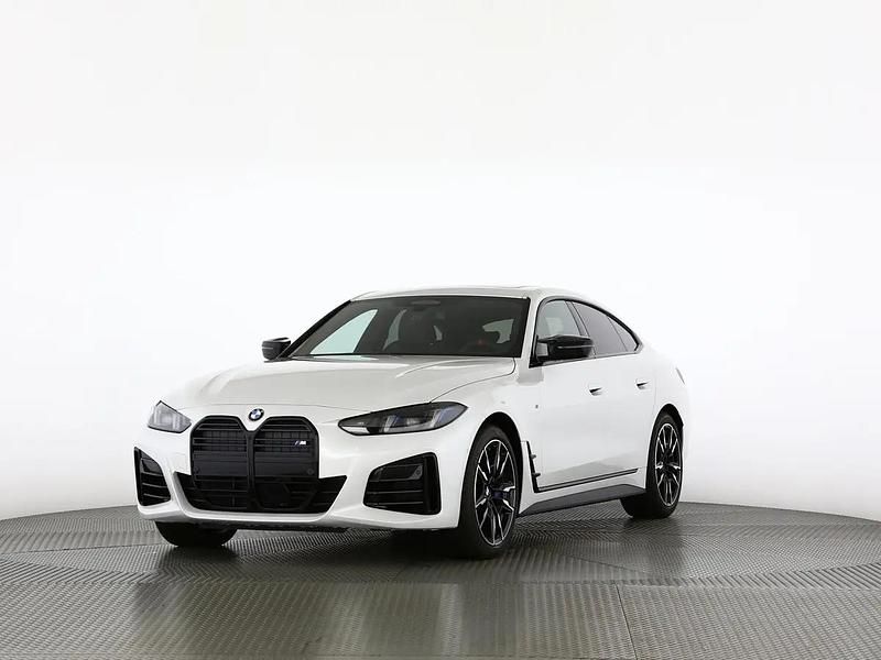 Weiss Neu 2025 BMW M440 M Sport Limousine | CHF 93’250 - Bild 1/4