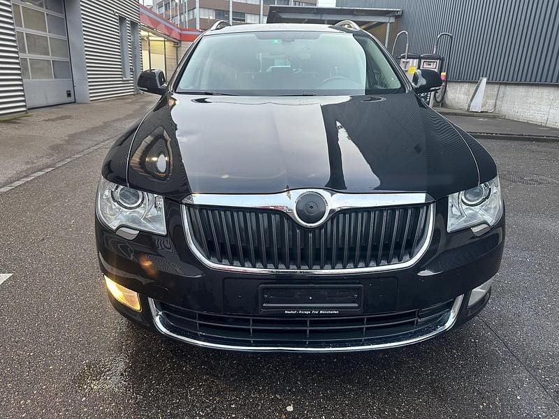 Gebraucht 2011 Skoda Superb Elegance Kombi | CHF 2’999 (Superpreis) - Bild 1/4