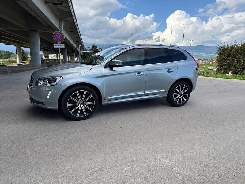 Gebraucht 2016 Volvo XC60 Executive SUV | CHF 16’900 (Fairer Preis) - Bild 1/4