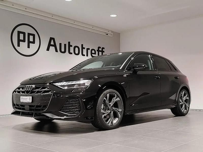 Schwarz Neu 2025 Audi A3 Sportback e-tron Attraction Kleinwagen | CHF 45’450 (Guter Preis) - Bild 1/4