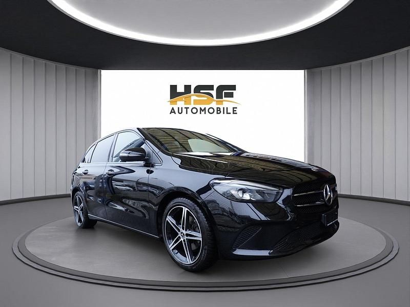 Gebraucht Mercedes B200 150 PS (110 kW) 2021 Van / Kleinbus