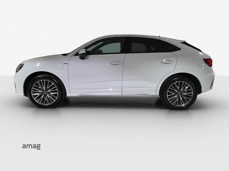 Gebraucht Audi Q3 Sportback S-Line 245 PS (180 kW) 2022 Gletscherweiss metallic SUV