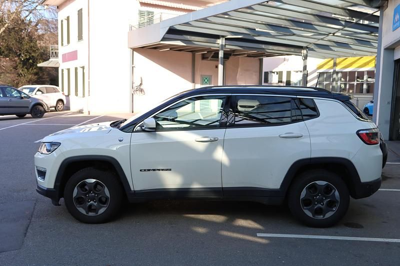 Gebraucht Jeep Compass Opening Edition 140 PS (102 kW) 2017 SUV