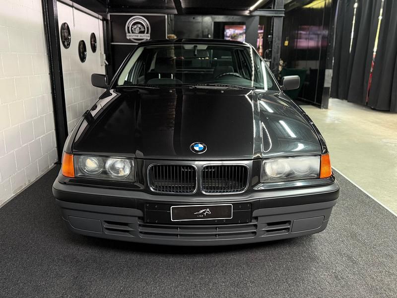 Gebraucht BMW 320 150 PS (110 kW) 1991