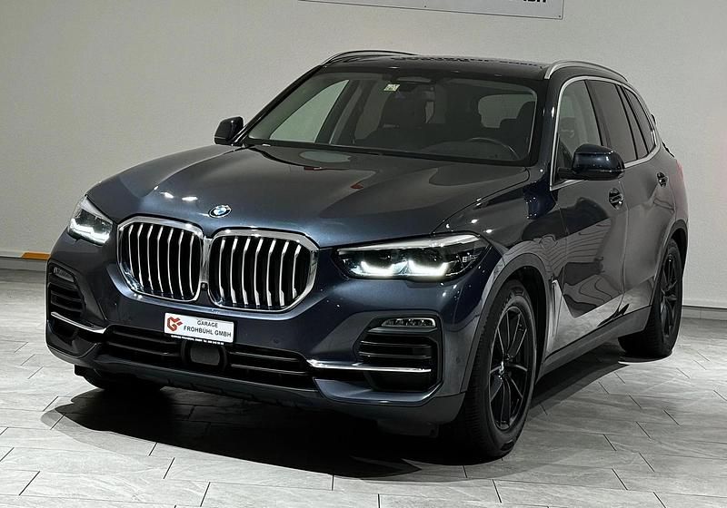 Grau Gebraucht 2018 BMW X5 Shadowline SUV | CHF 36’900 (Teuer) - Bild 1/4