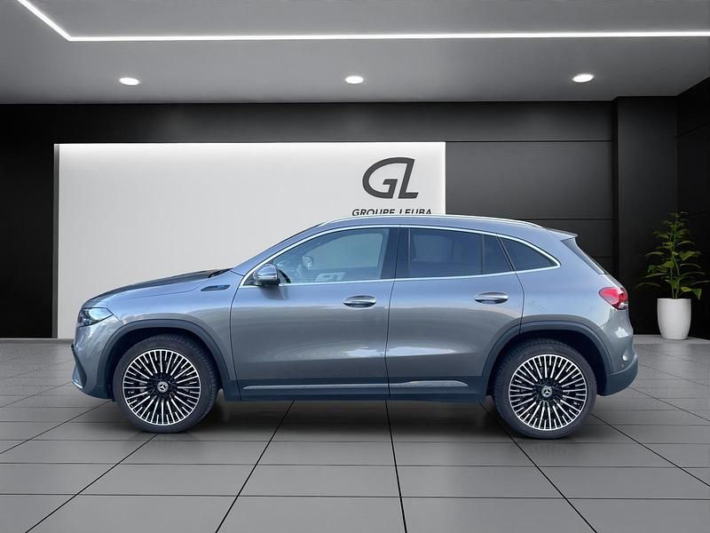 Gebraucht Mercedes EQA250 AMG line 140 kW (191 PS) 2021 Grau SUV